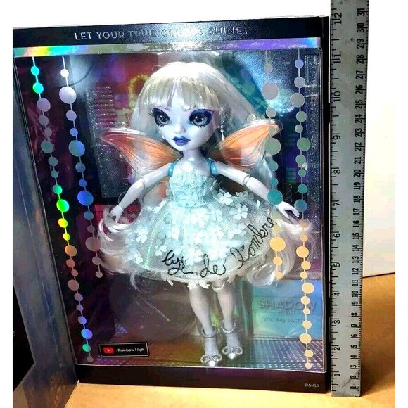 SHADOW HIGH ELIZA McFEE Rainbow Vision DOLL Costume Ball Special Edition SEALED - Picture 15 of 16